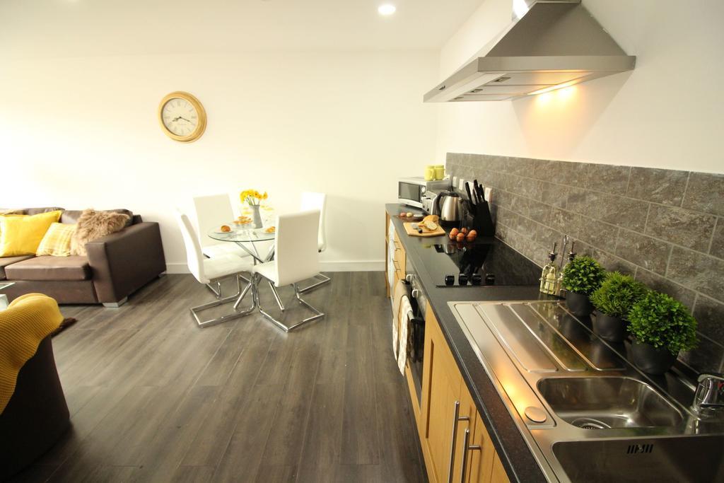 Britannia Chambers Apartment Лийк Екстериор снимка