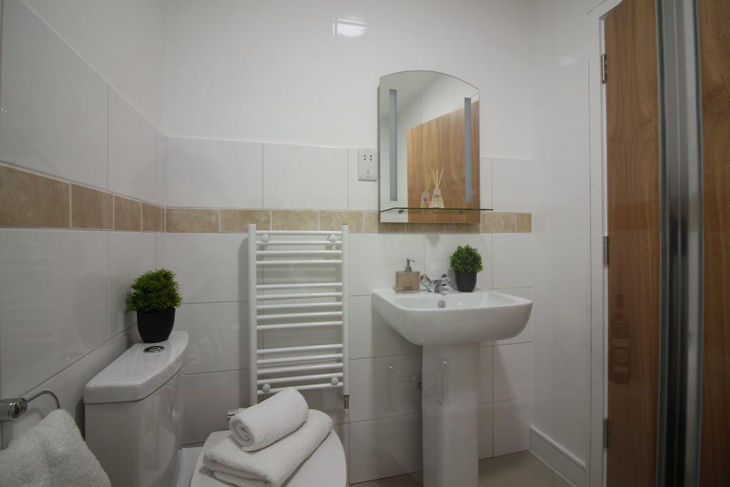 Britannia Chambers Apartment Лийк Екстериор снимка